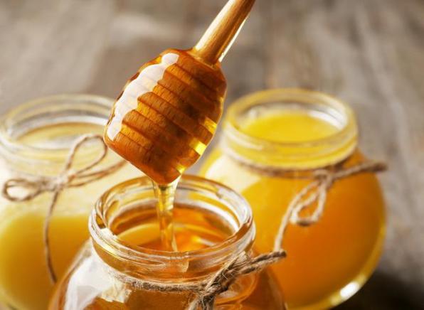 عرضه عسل طبیعی صادراتی به بازار تهران